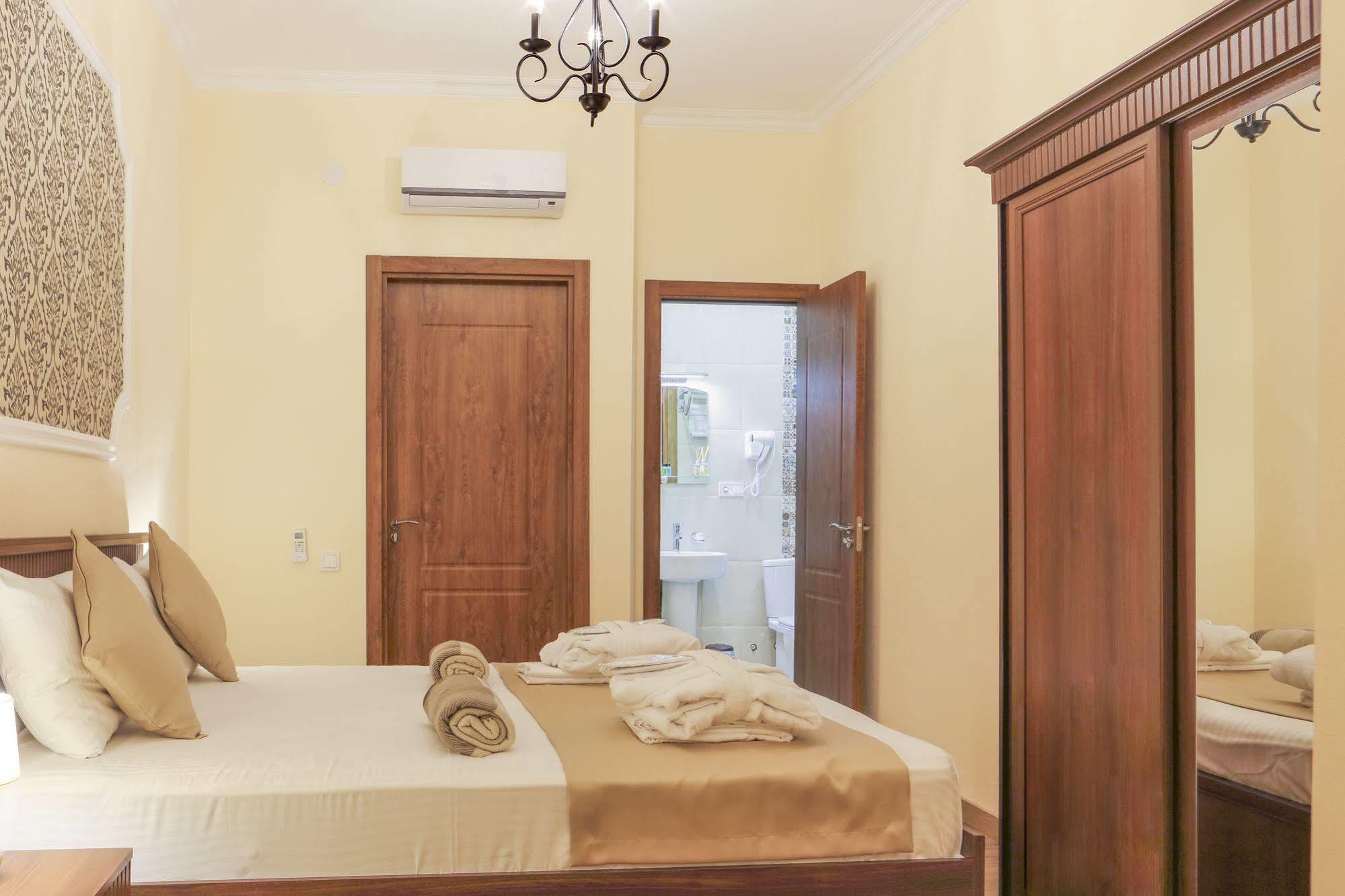 Onegin Rooms Tbilisi Exterior photo